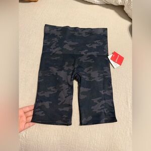 SPANX Black & Charcoal Camo Kids Bike Shorts